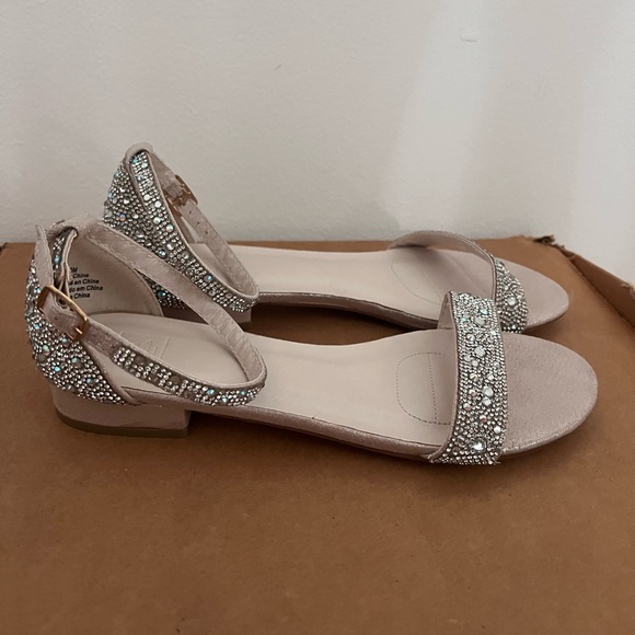 NWOT - DB studios rhinestone crystal flats size 9 - Picture 4 of 7